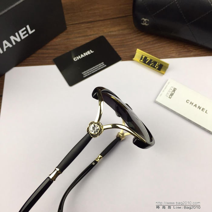 CHANEL香奈兒 官網同步 歐美風範 原單偏光 女款 太陽鏡  lly1660